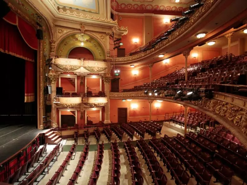 colonial theatre berkshire